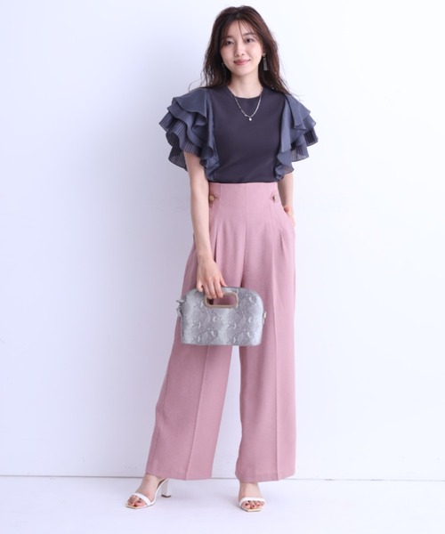 レーストップス×きれいめワイドパンツ