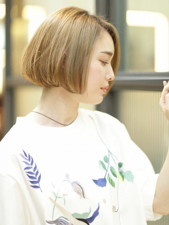 ハチ張り×レディース丸みボブヘアスタイル