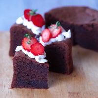 小さな型で作るケーキ。ガトーショコラの作り方