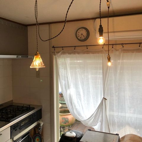 裸電球のペンダントライト