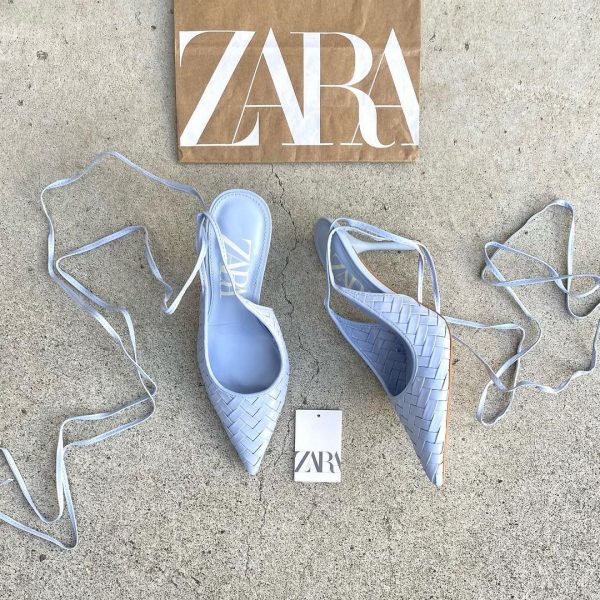 ZARAのメッシュストラップハイヒール