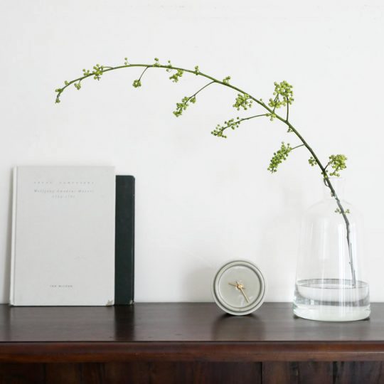 シンプルなガラスの 花瓶 長い枝物もセンスよく飾れる Folk シンプルなガラスの 花瓶 長い枝物もセンスよく飾れる Folk