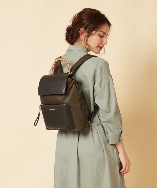 普段使いにも通勤にも合わせやすい 大人女性向けのきれいめリュック選 Folk