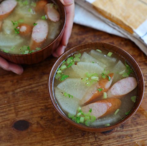 旨み汁物♡大根とウインナーの味噌汁レシピ