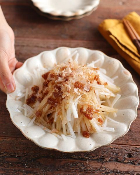 かつお香る簡単大根サラダ