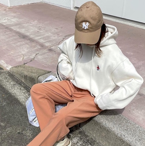 しまむらパンツで叶う高見えコーデ 21 春らしい大人の着こなし術 Folk