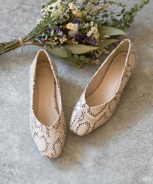 【welleg from outletshoes】チャンキーヒールパンプス