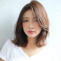 《40代》伸ばしかけの前髪のアレンジ集。立体感を出す大人のスタイリング方法 《40代》伸ばしかけの前髪のアレンジ集。立体感を出す大人のスタイリング方法