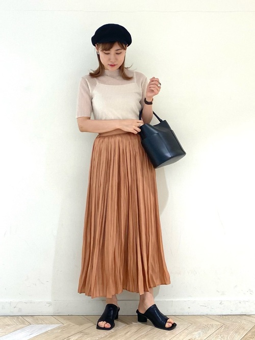 21 面長さんに似合う帽子って バランスよくコーデに取り入れるコツを紹介 Folk