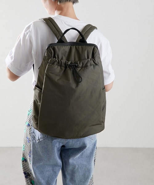 パソコンが入る女性向けリュック21選 ビジネスでも浮かない機能性のあるデザイン Folk