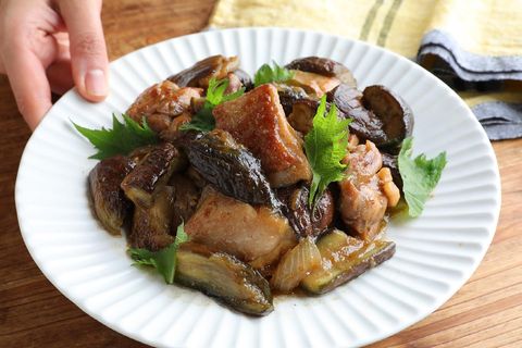 定番料理！鶏肉とナスの甘照り炒め