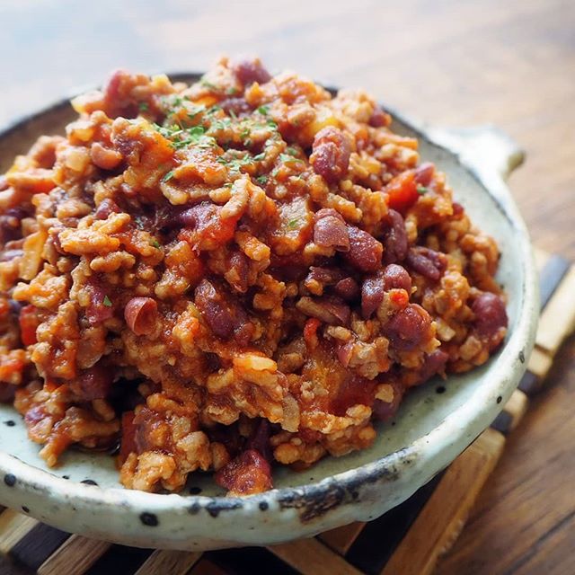 トマトが美味しい!簡単チリコンカン