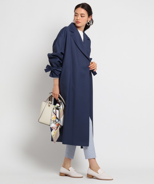 ネイビートレンチコート×クロップドパンツ
