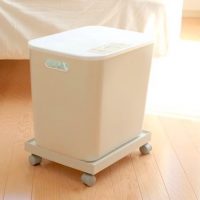 連載 ひと工夫で掃除や移動がラクに 無印 のキャスター活用アイデア Folk