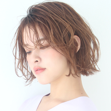 イエベ秋 おすすめの市販のヘアカラーは 垢抜けが叶う相性抜群の髪色15選 Folk