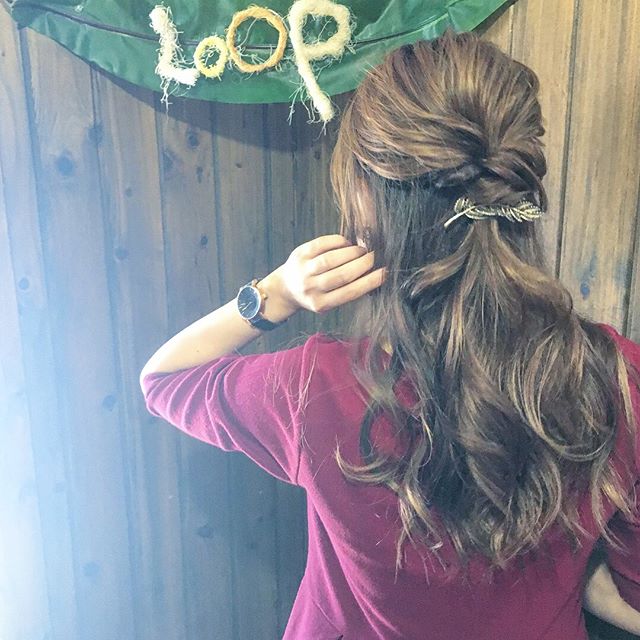 大人女子におすすめ!変形ハーフアップくるりんぱ