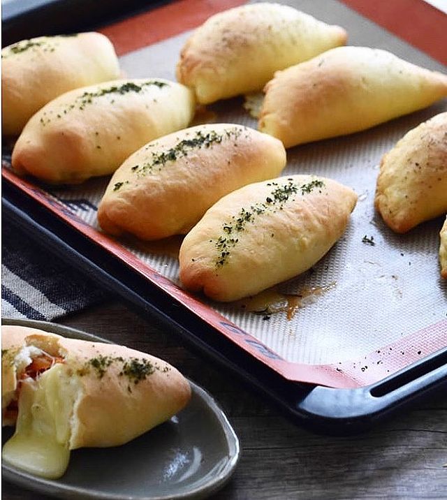 洋風汁物に合う!カルツォーネ風パンレシピ