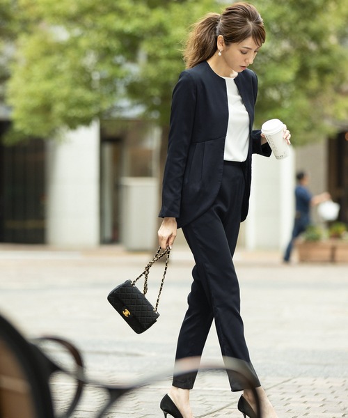 パンツスタイルの結婚式お呼ばれコーデ 失敗しない人気のセットアップもご紹介 Folk パンツスタイルの結婚式お呼ばれコーデ 失敗しない人気のセットアップもご紹介 Folk