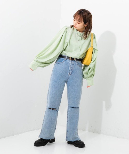 緑シャツの大人レディースコーデ 21 オールシーズンの着こなしテクまとめ Folk