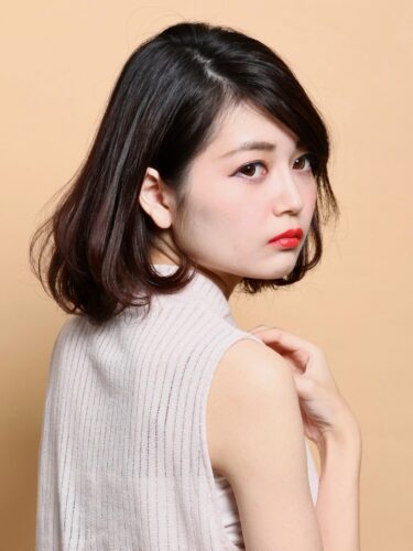 綺麗めで大人女性におすすめのヘアカラー