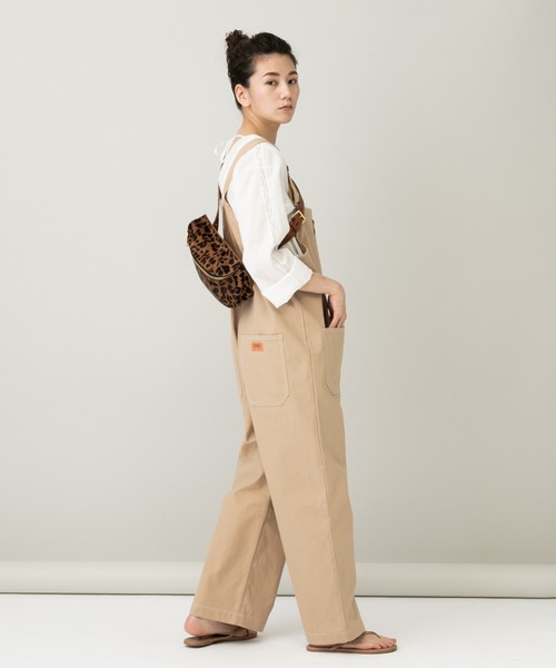 オーバーオールの大人おしゃれコーデ 21秋 トレンドの組み合わせはこれ Folk