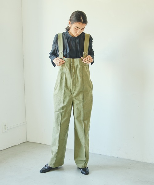 オーバーオールの大人おしゃれコーデ 21秋 トレンドの組み合わせはこれ Folk