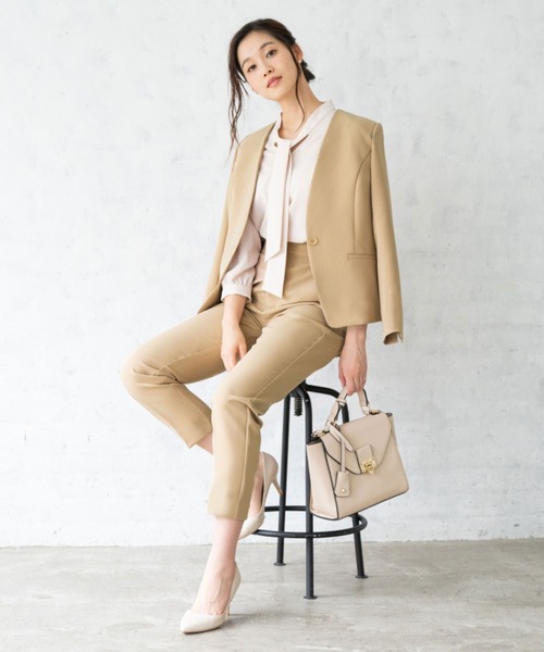 営業職の女性におすすめのスーツコーデ選 好印象な着こなしを季節別にご紹介 Folk