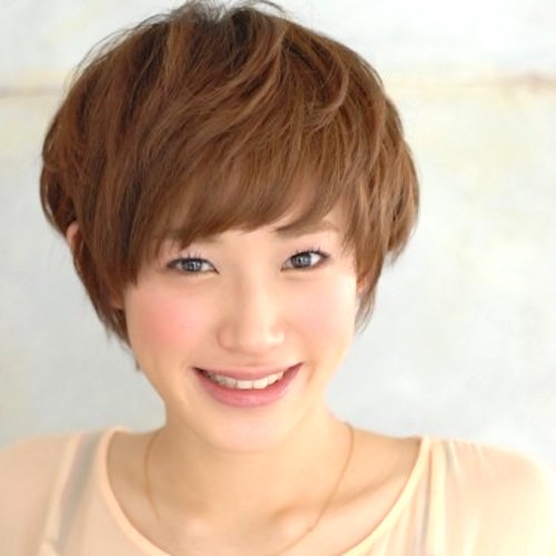 今が旬の髪色 チョコレートブラウン が人気 大人っぽさも可愛いも手に入れよう Folk