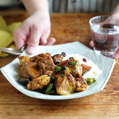 ドライカレー、鶏肉とピーマン、ナス、カボチャ。