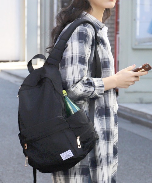 ポケットが豊富な人気リュックサック