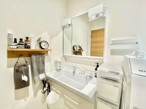 洗面所で使う壁に付けられる家具・棚