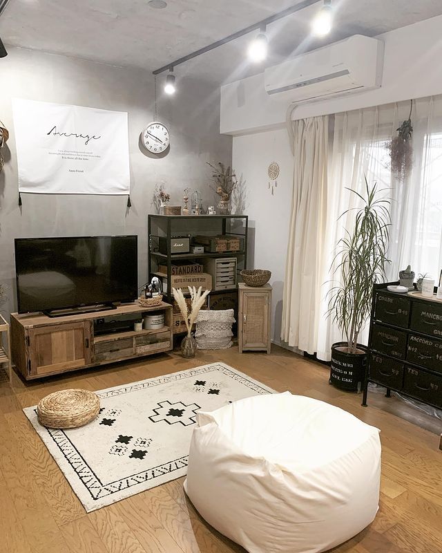 インテリアに合う体にフィットするソファ