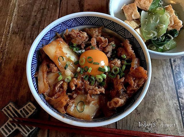 豚キムチ丼