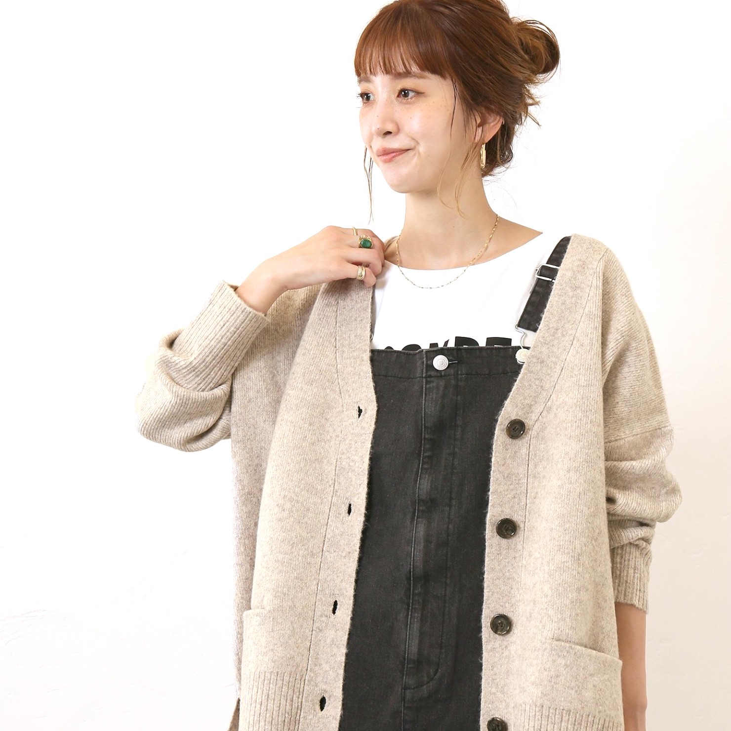 カーキ ベージュのレディースコーデ おしゃれさんのお手本の組み合わせはこれ Folk