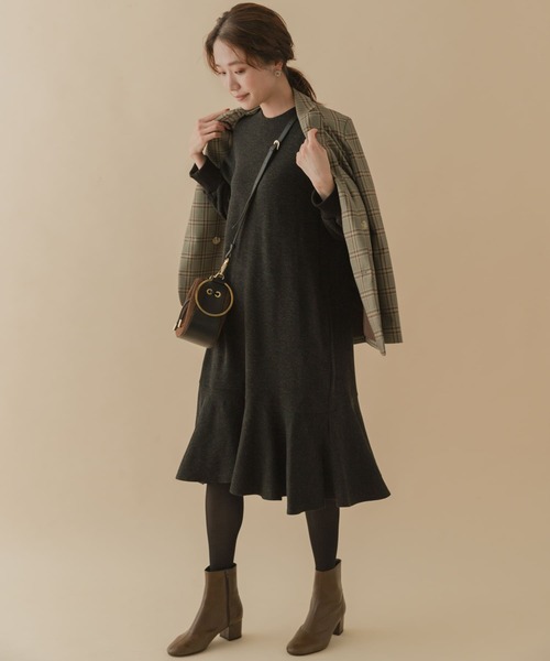 21秋冬トレンドを押さえた大人のワンピースコーデ ワンランク上の着こなし術 Folk 21秋冬トレンドを押さえた大人のワンピースコーデ ワンランク上の着こなし術 Folk