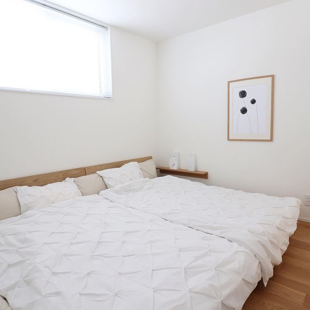 使いやすい壁に付けられる家具棚