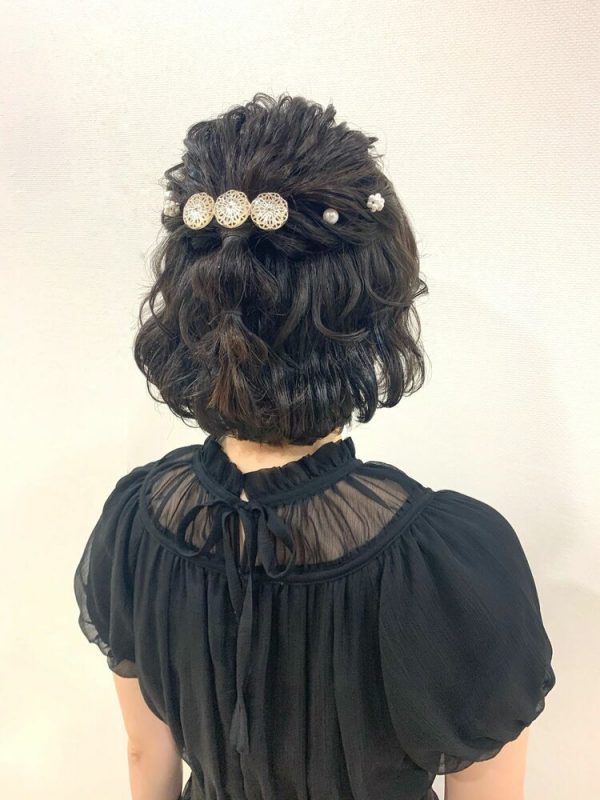 黒髪ボブがおしゃれ見えするヘアアレンジ