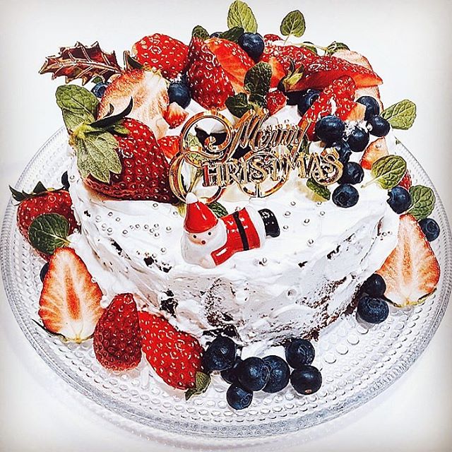 お手本にしたいシフォンケーキのデコレーション15選 おしゃれなトッピングのコツ Folk