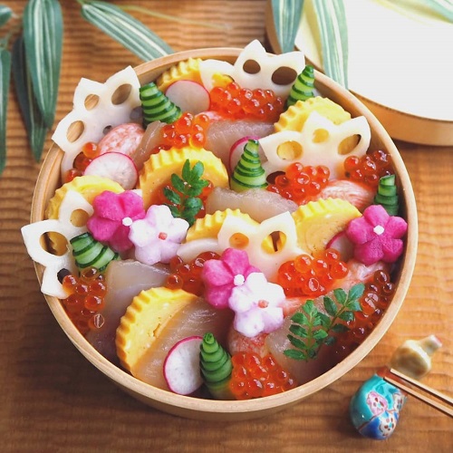 ちらし寿司のおしゃれな盛り付け例まとめ お祝いにもピッタリな可愛い盛り付け方も Folk