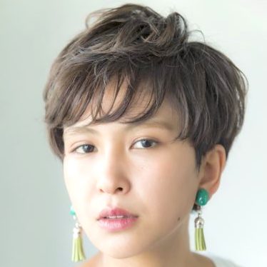 40代女性におすすめ ツーブロック 特集 控えめな個性を出せる大人のおしゃれヘア Folk