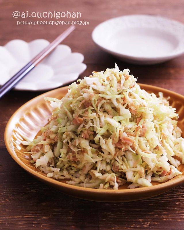 5分で簡単キャベツとツナで麺つゆ味の和え物