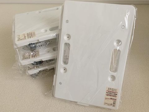 軽くて持ちやすい取っ手付き