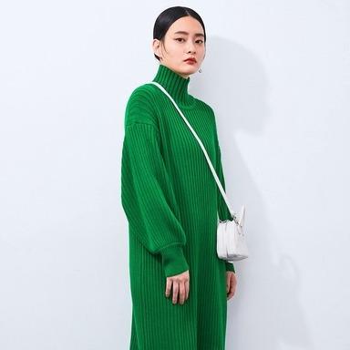 おしゃれさんの緑ワンピースを使った冬コーデ 22 テイスト別の着こなし方 Folk