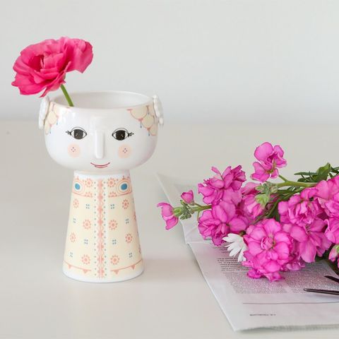 花を生けやすい、汎用性の高い形2