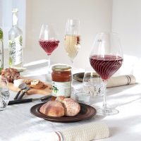 家飲みの気分を上げてくれる。Holmegaardのワイングラス
