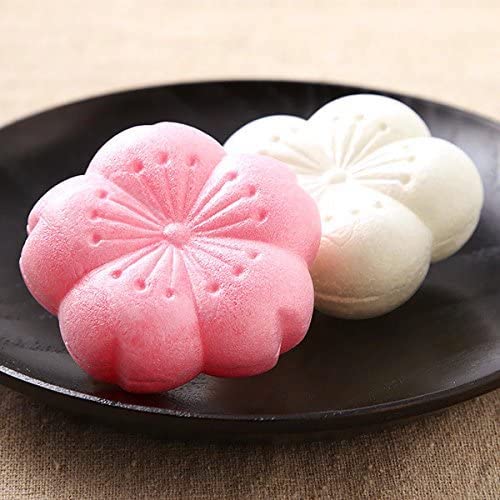 縁起のいいお菓子で福を呼ぼう 贈り物にもおすすめの和菓子 洋菓子をご紹介 Folk