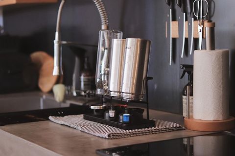 かっこいいワイドジャグボトルスタンド