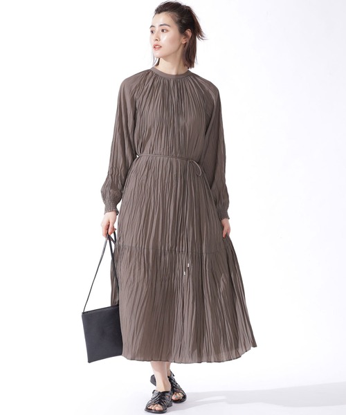 春に着たい40代のワンピースコーデ 22 今年流行りの着こなしをチェック Folk