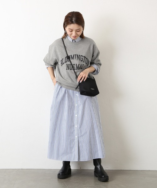 春に着たいレディースのスウェットコーデ21選 22 おしゃれな着こなし方 Folk