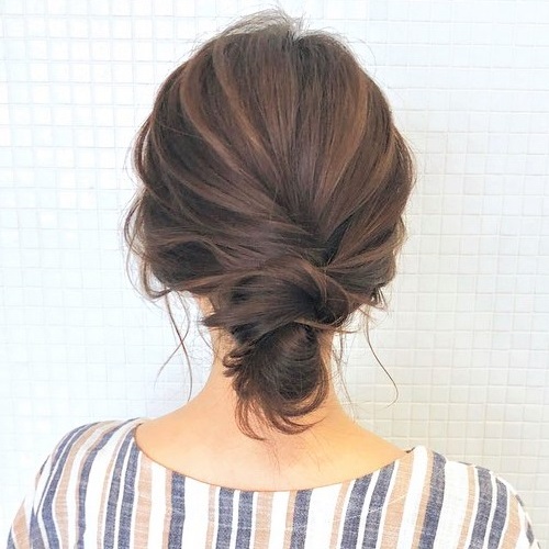 簡単 お仕事で の低めお団子ヘアアレンジ15選 きっちり ゆるめのスタイル Folk 簡単 お仕事で の低めお団子ヘアアレンジ15選 きっちり ゆるめのスタイル Folk